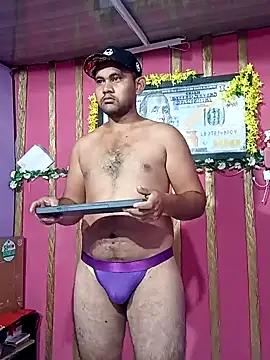 Snapshot of travieso2893 chatting on January 16, 11:58 am travieso2893 online show from January 16, 11:58 am