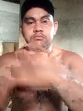 Snapshot of travieso2893 chatting on February 23, 10:39 am travieso2893 online show from February 23, 10:39 am