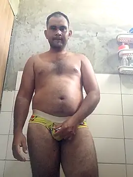 Snapshot of travieso2893 chatting on March 3, 6:33 pm travieso2893 online show from March 3, 6:33 pm