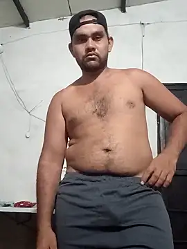 Snapshot of travieso2893 chatting on September 22, 3:08 am travieso2893 online show from September 22, 3:08 am