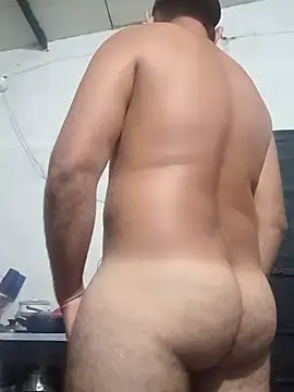 Snapshot of travieso2893 chatting on October 16, 2:34 am travieso2893 online show from October 16, 2:34 am