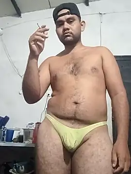 Snapshot of travieso2893 chatting on October 23, 5:07 am travieso2893 online show from October 23, 5:07 am