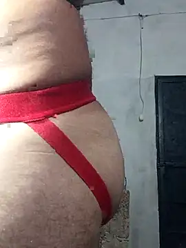 Snapshot of travieso2893 chatting on October 31, 2:56 am travieso2893 online show from October 31, 2:56 am