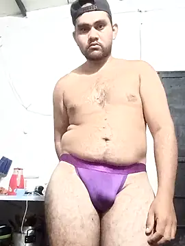 Snapshot of travieso2893 chatting on November 13, 3:16 am travieso2893 online show from November 13, 3:16 am