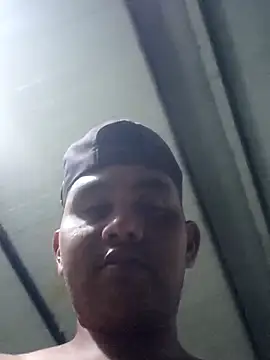 travieso2893 online show from March 28, 2:22 am