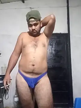 travieso2893 online show from May 25, 1:11 am