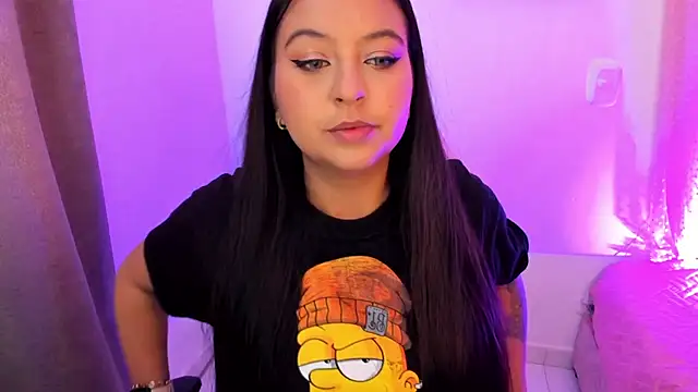 Snapshot of Sweet_Chloe06 chatting on January 24, 6:46 pm Sweet Chloe06 online show from January 24, 6:46 pm