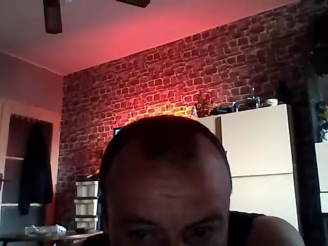 Snapshot of Nikolaiyy chatting on May 13, 3:59 am Nikolaiyy online show from May 13, 3:59 am