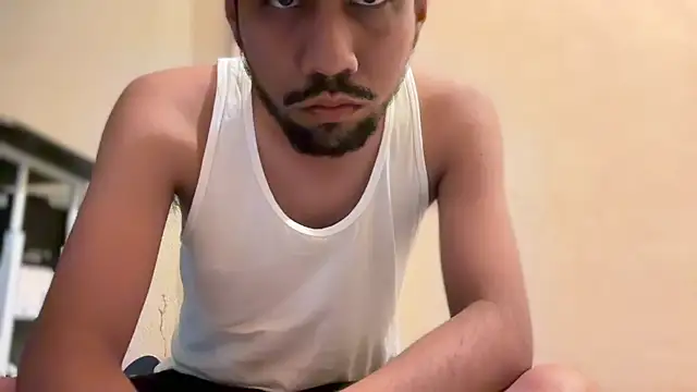 Snapshot of EnriquePersian197 chatting on January 11, 7:59 pm EnriquePersian197 online show from January 11, 7:59 pm