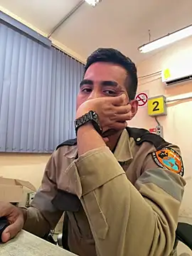 Snapshot of EnriquePersian197 chatting on February 20, 9:53 pm EnriquePersian197 online show from February 20, 9:53 pm