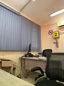 Snapshot of EnriquePersian197 chatting on March 6, 9:20 pm EnriquePersian197 online show from March 6, 9:20 pm