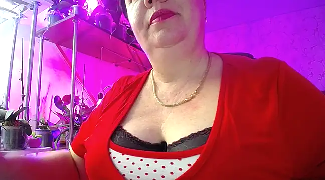  Sweet Woman online show from February 1, 8:29 am