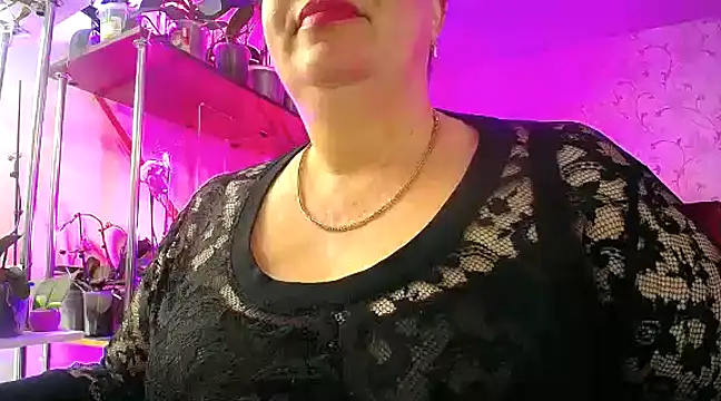  Sweet Woman online show from February 15, 8:33 am