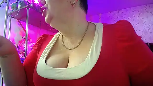  Sweet Woman online show from March 22, 5:28 am