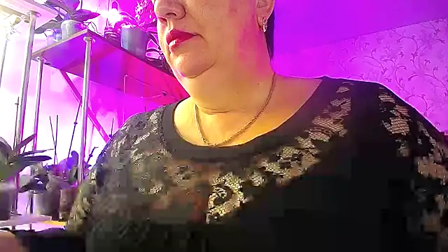  Sweet Woman online show from October 14, 4:24 am