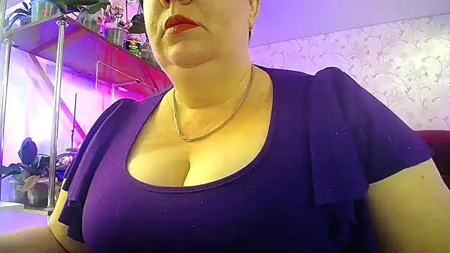  Sweet Woman online show from May 16, 6:43 am