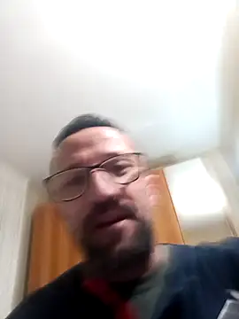 Snapshot of Porco81cazzo chatting on November 23, 3:12 pm Porco81cazzo online show from November 23, 3:12 pm