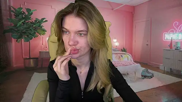 AnacondaOn online show from March 12, 7:35 am