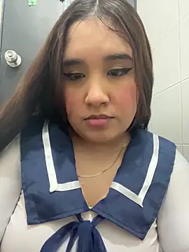 melyescobar online show from December 15, 3:33 am