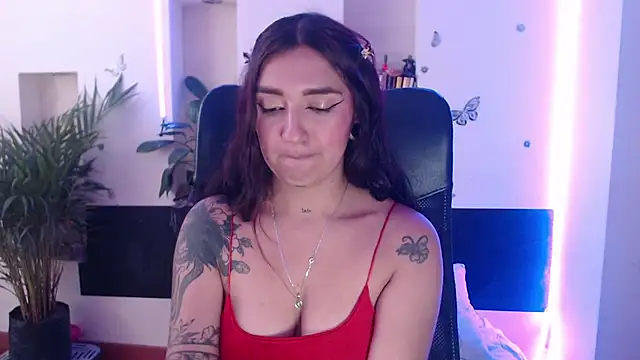 Lia-mitch online show from February 24, 10:47 pm