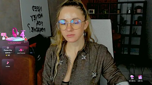 LadyIzabel online show from February 21, 2:40 pm