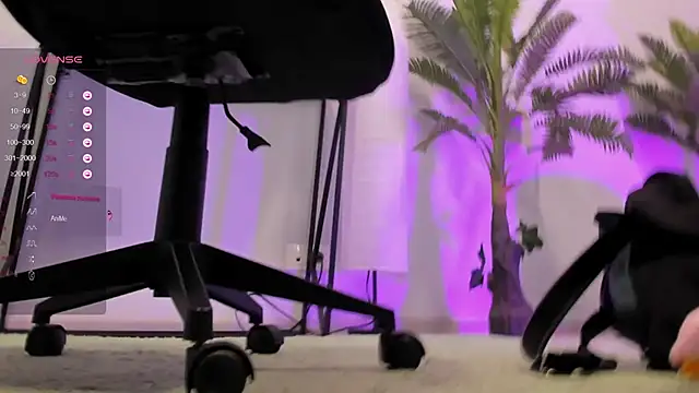 Snapshot of AliceSunday chatting on January 23, 5:10 pm AliceSunday online show from January 23, 5:10 pm