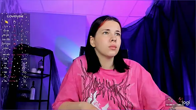 Snapshot of AliceSunday chatting on September 16, 7:53 am AliceSunday online show from September 16, 7:53 am