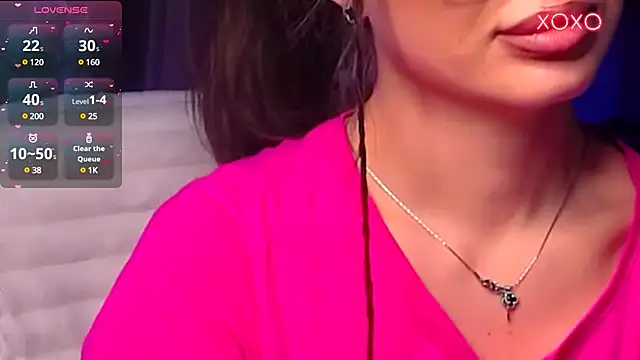 Snapshot of Laura_Bess chatting on January 21, 11:35 am Laura Bess online show from January 21, 11:35 am