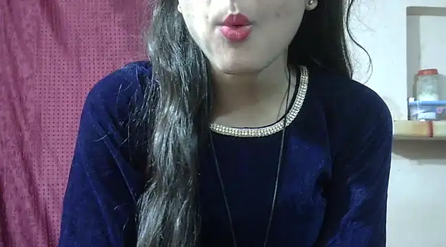 Snapshot of Aayesha chatting on December 24, 8:55 am Aayesha online show from December 24, 8:55 am