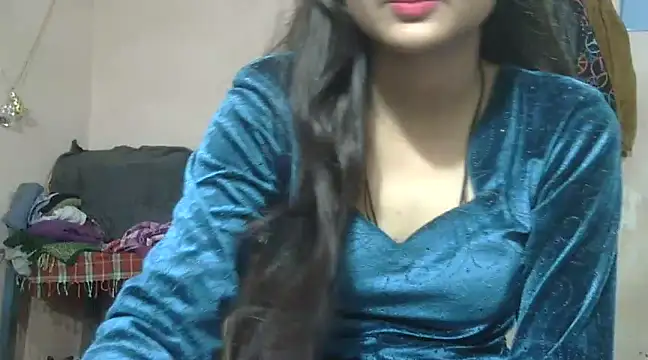 Snapshot of Aayesha chatting on January 17, 10:22 am Aayesha online show from January 17, 10:22 am