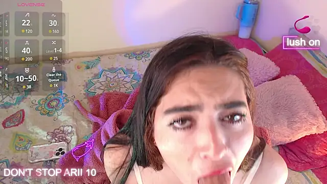 Arii vega  online show from December 22, 11:20 pm