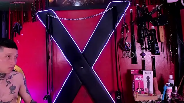 alexa n alex online show from April 1, 7:00 pm