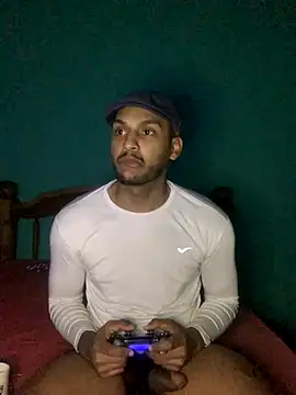 Snapshot of Pinocchiu chatting on October 10, 3:27 am Pinocchiu online show from October 10, 3:27 am