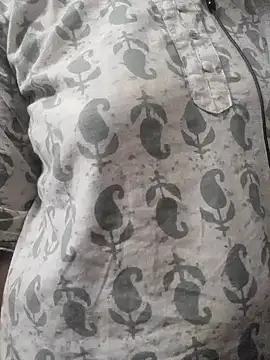 Snapshot of Shikhasexy34 chatting on November 25, 7:19 am Shikhasexy34 online show from November 25, 7:19 am