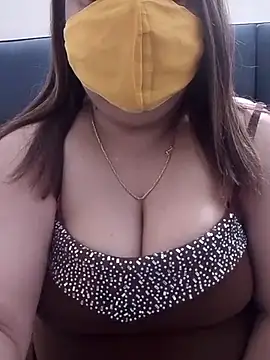 Naughty-Trisha online show from February 17, 4:35 pm