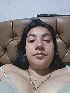 Hellen Alex online show from May 27, 2:25 pm
