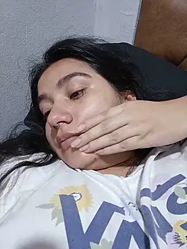 Snapshot of Hellen_Alex chatting on June 14, 5:48 pm Hellen Alex online show from June 14, 5:48 pm