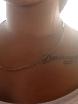 Snapshot of naughty-girl01 chatting on December 20, 1:43 pm naughty-girl01 online show from December 20, 1:43 pm