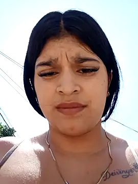 Snapshot of naughty-girl01 chatting on December 25, 5:26 pm naughty-girl01 online show from December 25, 5:26 pm