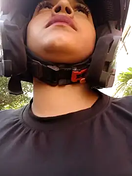 Snapshot of naughty-girl01 chatting on December 26, 2:27 pm naughty-girl01 online show from December 26, 2:27 pm