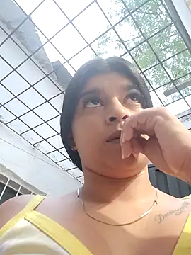 Snapshot of naughty-girl01 chatting on January 2, 11:09 am naughty-girl01 online show from January 2, 11:09 am