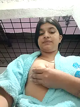 Snapshot of naughty-girl01 chatting on January 16, 10:53 am naughty-girl01 online show from January 16, 10:53 am