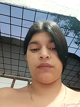 Snapshot of naughty-girl01 chatting on January 21, 10:52 am naughty-girl01 online show from January 21, 10:52 am