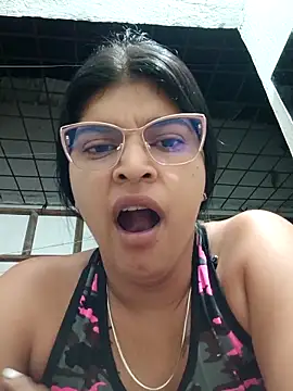 Snapshot of naughty-girl01 chatting on February 25, 10:26 am naughty-girl01 online show from February 25, 10:26 am