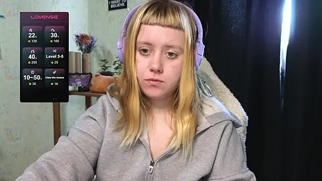 June shy0 online show from October 12, 7:07 am