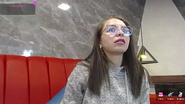  isaabellaa online show from March 15, 11:40 am