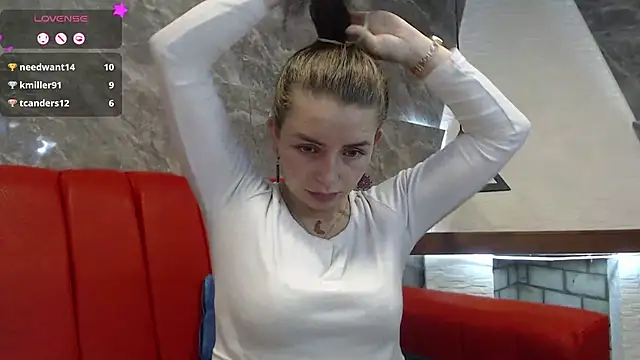  isaabellaa online show from March 19, 5:39 pm