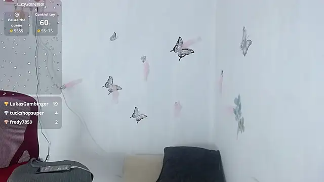 helen kinett online show from November 2, 3:20 am