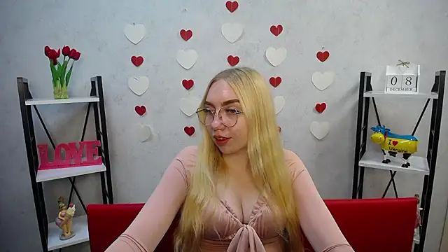 BeatriceFly online show from December 8, 3:24 pm
