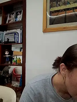 skayhot  online show from February 18, 11:50 am